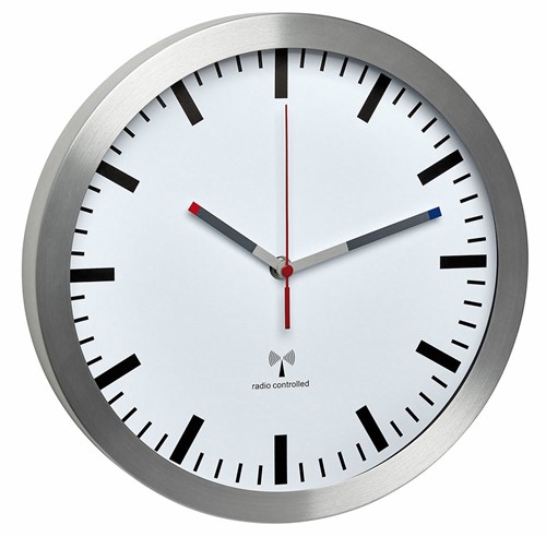 TFA WandKlok Analoog Met Aluminium Frame Geborsteld